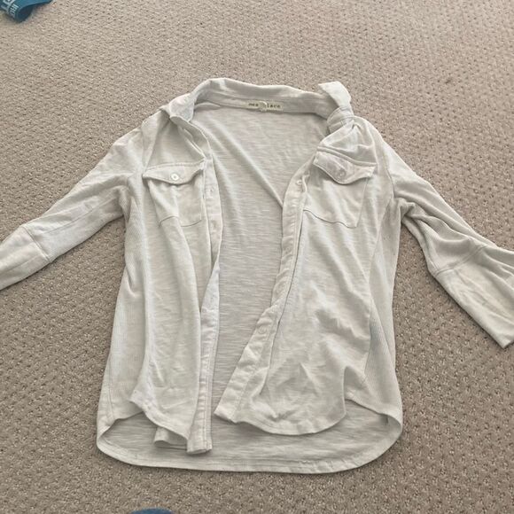 Casual white button up - Picture 1 of 4